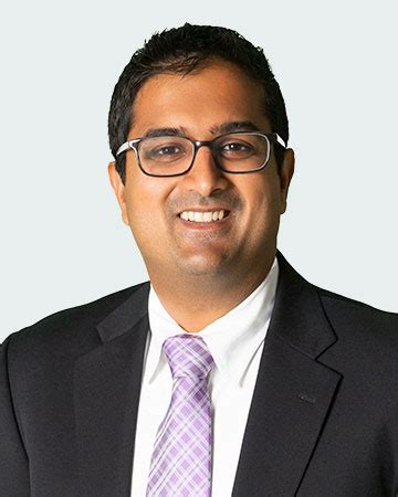 Vinay Ravi .